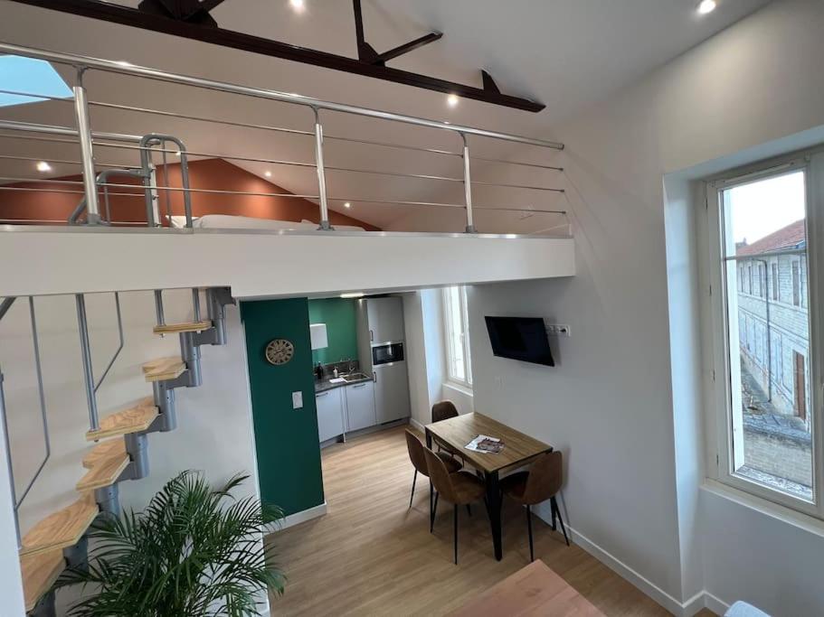 Duplex Type Loft Centre Ville * Clim * Wifi * Haut De Gamme * Angoulême Eksteriør billede