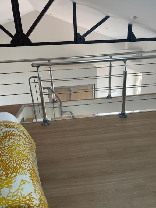 Duplex Type Loft Centre Ville * Clim * Wifi * Haut De Gamme * Angoulême Eksteriør billede